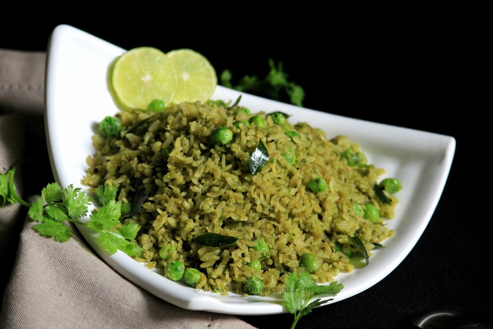 Coriander Poha with Green Peas | Coriander Aval with Green Peas - First ...