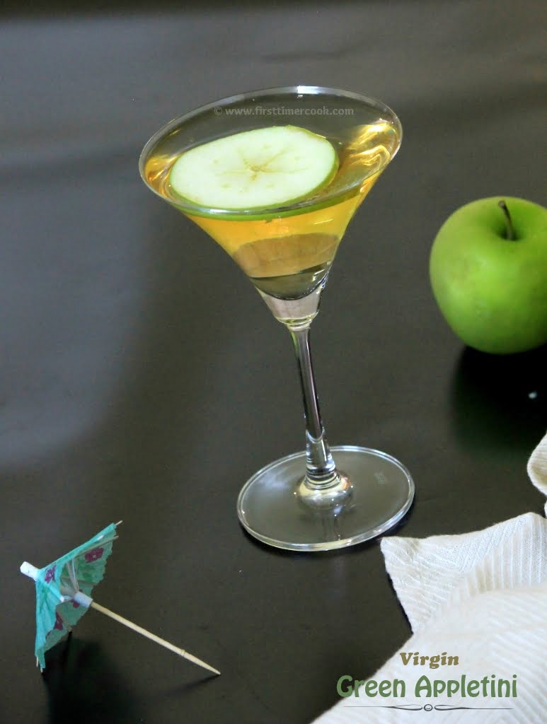 Green apple martini made with fresh granny smith apples!