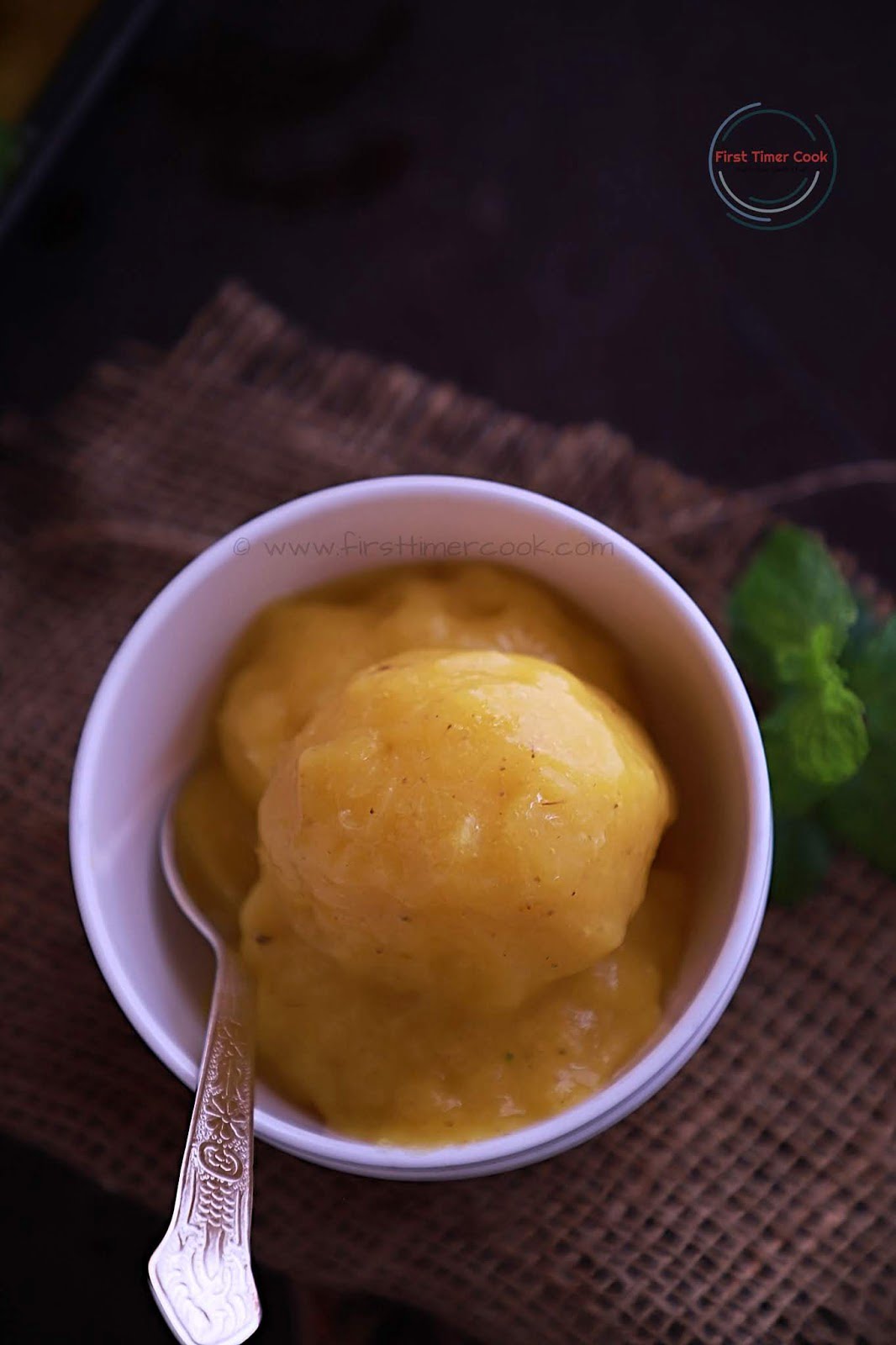 Mango Gelato (without an ice cream maker) - solo-dolce