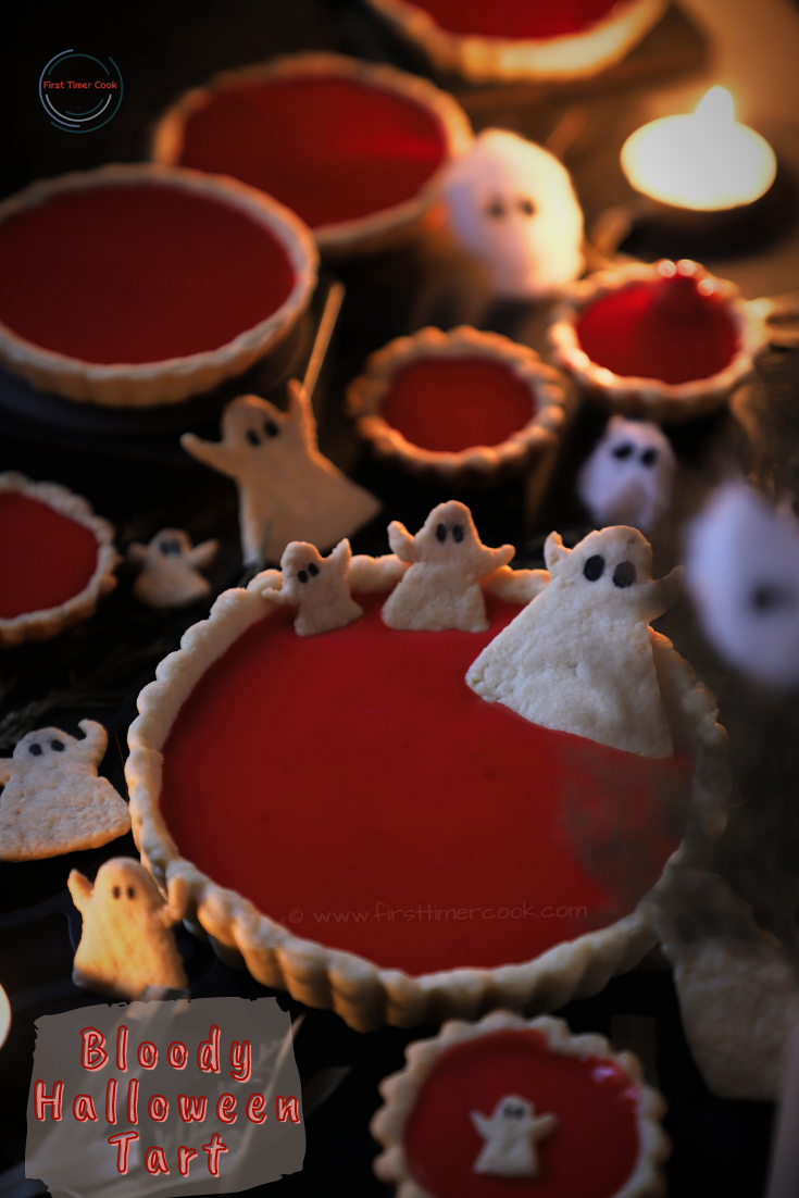 Bloody Halloween Tart using Raspberry Coulis
