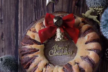 Chocolate Wreath 22